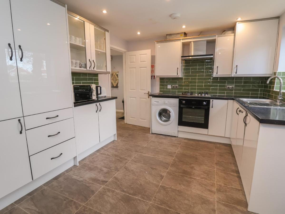 28 Waterloo Villa Честър Екстериор снимка